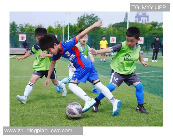 天下足球再见马德里激情四溢的绿茵场上永恒的回忆与梦想 天下足球再见马德里激情四溢的绿茵场上永恒的回忆与梦想